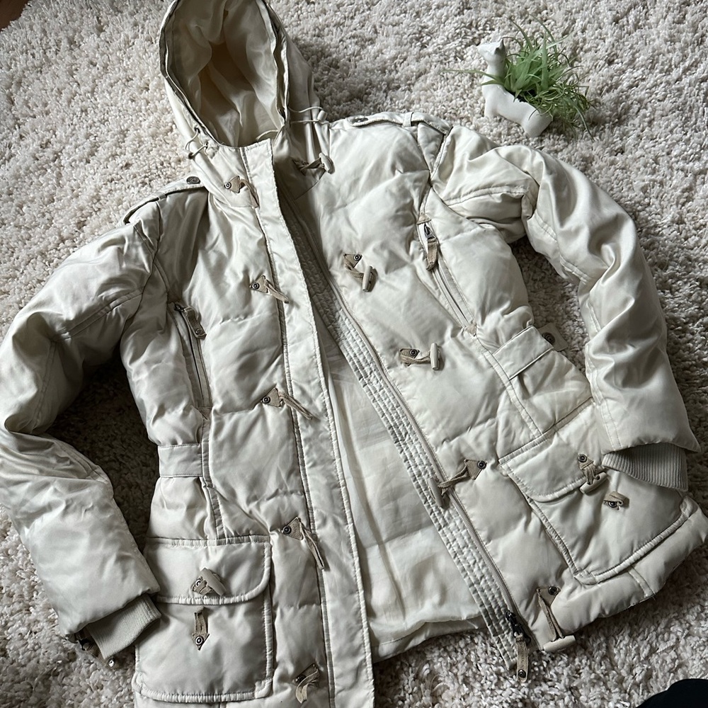Outventure active wear puffer long cream cute winter women’s long trendi… - Picture 4 of 9